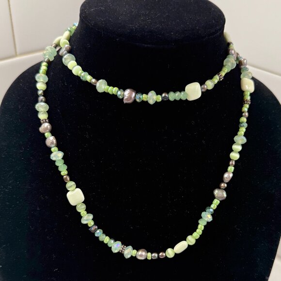 Jewelry - Stone and Cats Eye Glass Bead Necklace